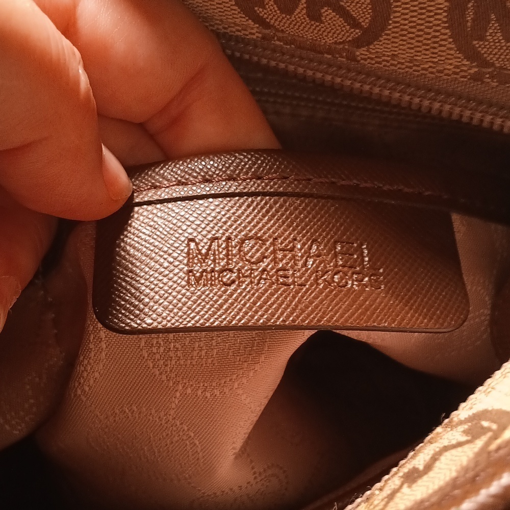 MK Michael Kors Crossbody Bag - Picture 12 of 12